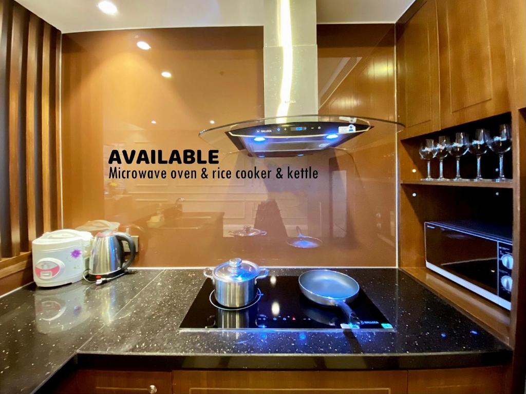 The Ocean Views Luxury Apartment