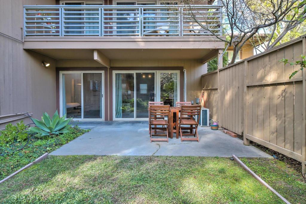 Palo Alto 1br w parking nr shops tech hub SFO-1644 photo 3