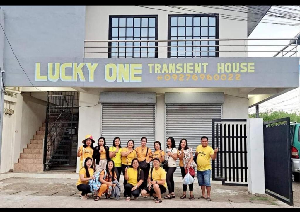 Hundred Islands lucky One Transient 3mins walk fr wharf photo 4