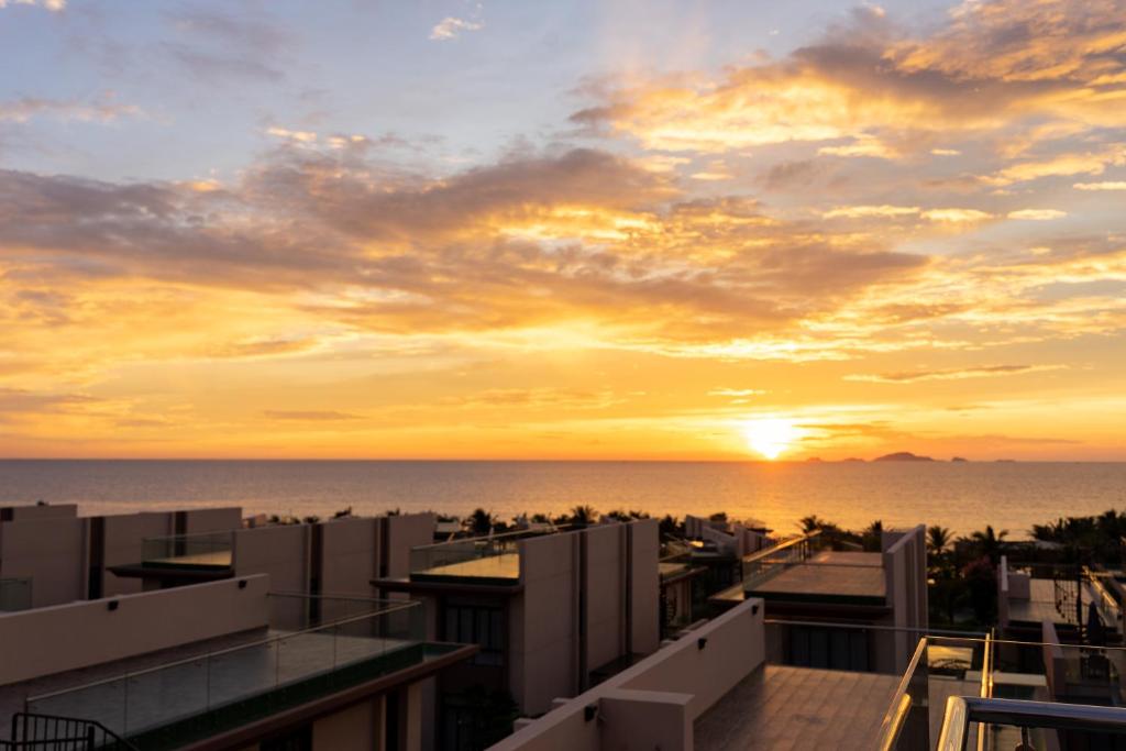 HOFs Pool Villa Cam Ranh