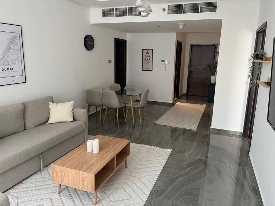 Luxury 1BD Apt in AJMAN FREE Parking NEAR Beach photo 1