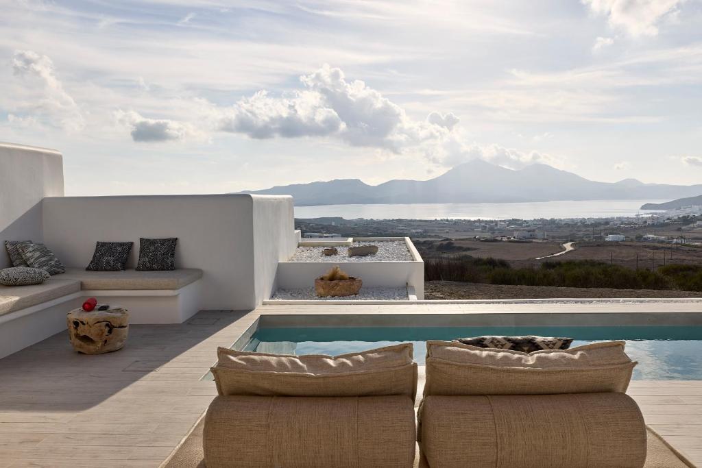Villa Manikas Milos photo 1