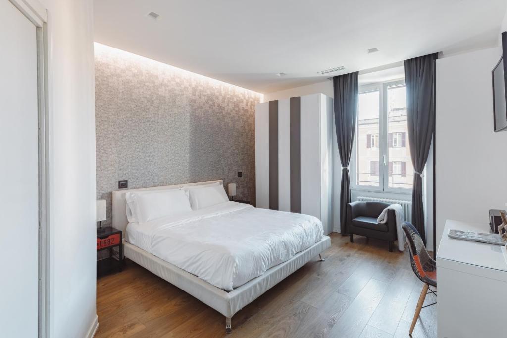 The Place Giuliana Room Type - Deluxe Double Room