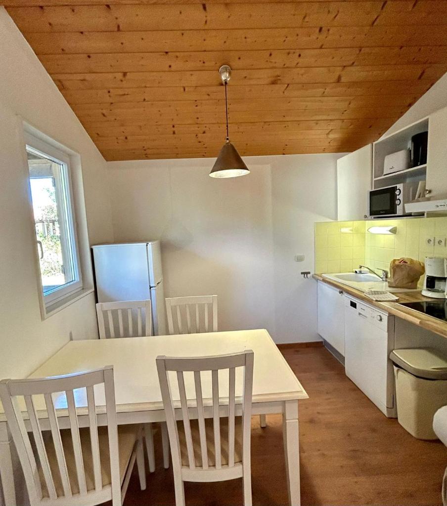 Cabane du Lac photo 2