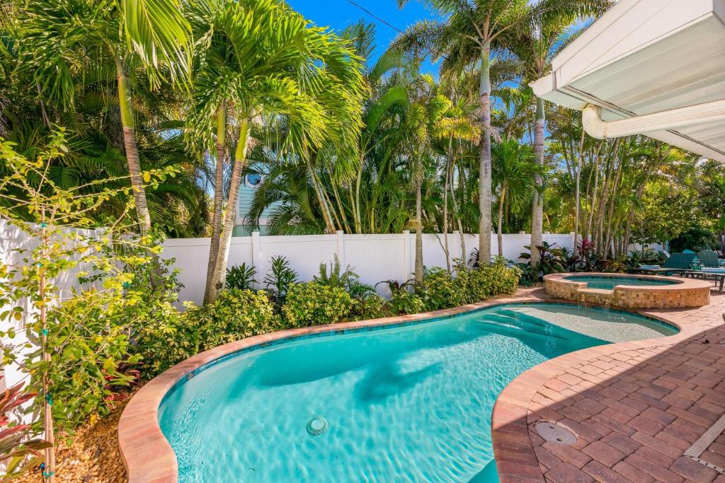 Blue Coral Beach House image