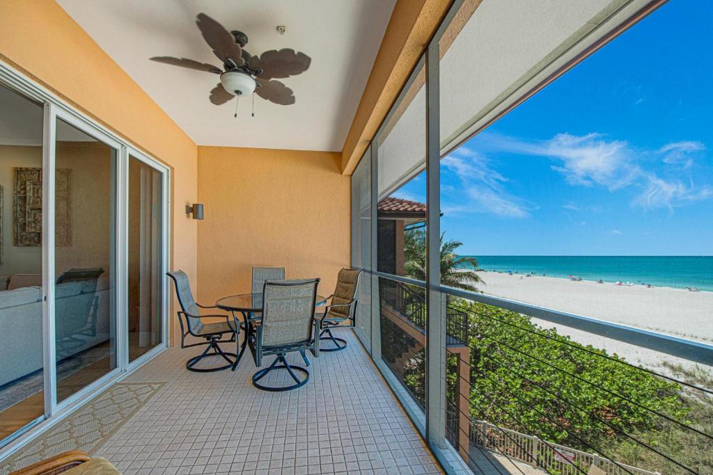 Bradenton Beach Club Unit F image