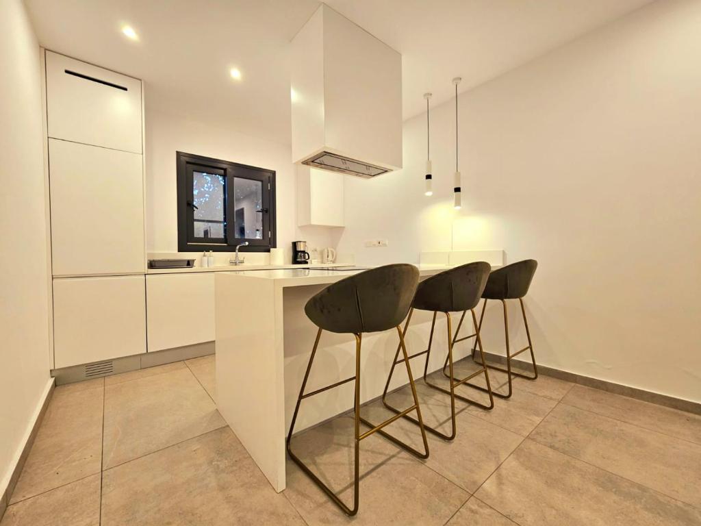 2 Bedrooms Beach Apartment photo 1