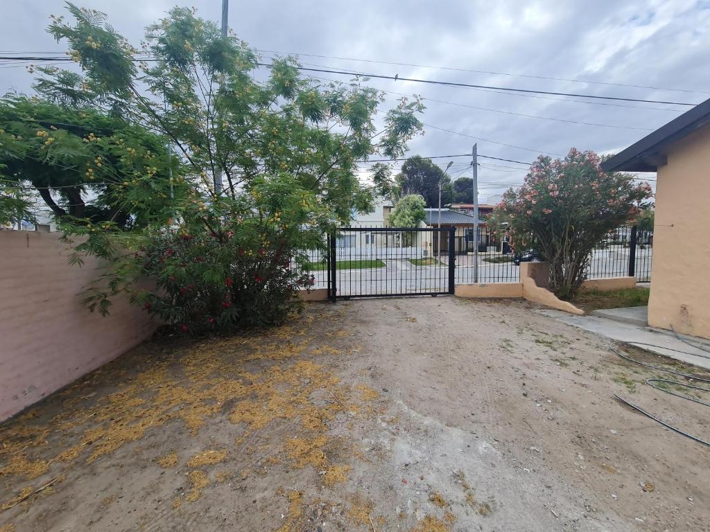 Comoda Casa a 60 metros de 6 bajada photo 2