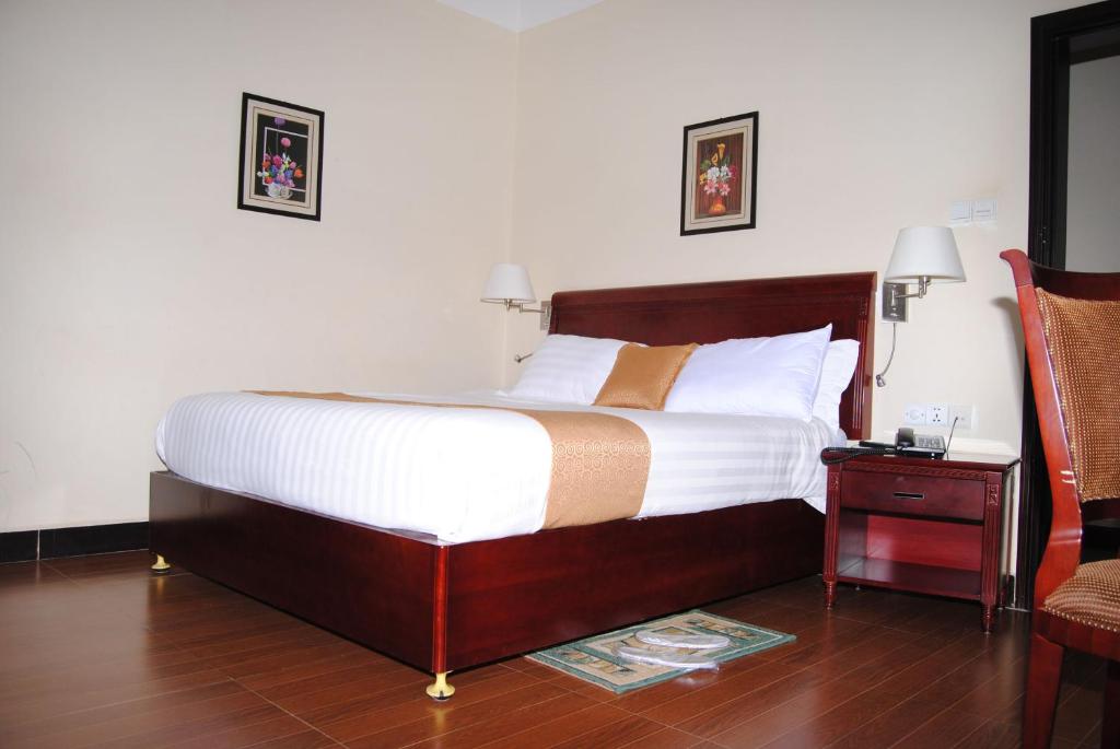 Yaredzema International Hotel photo 2
