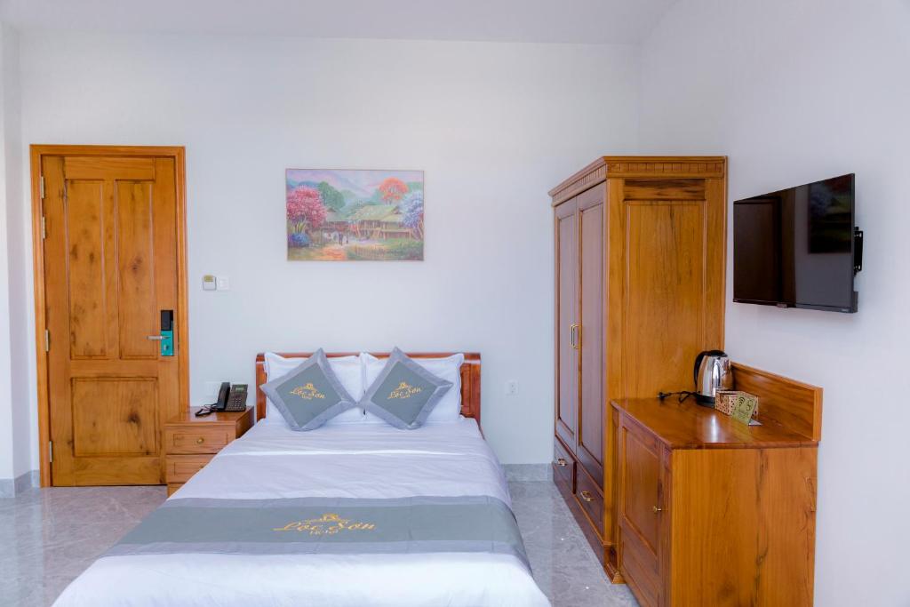Lộc Sơn Hotel photo 3
