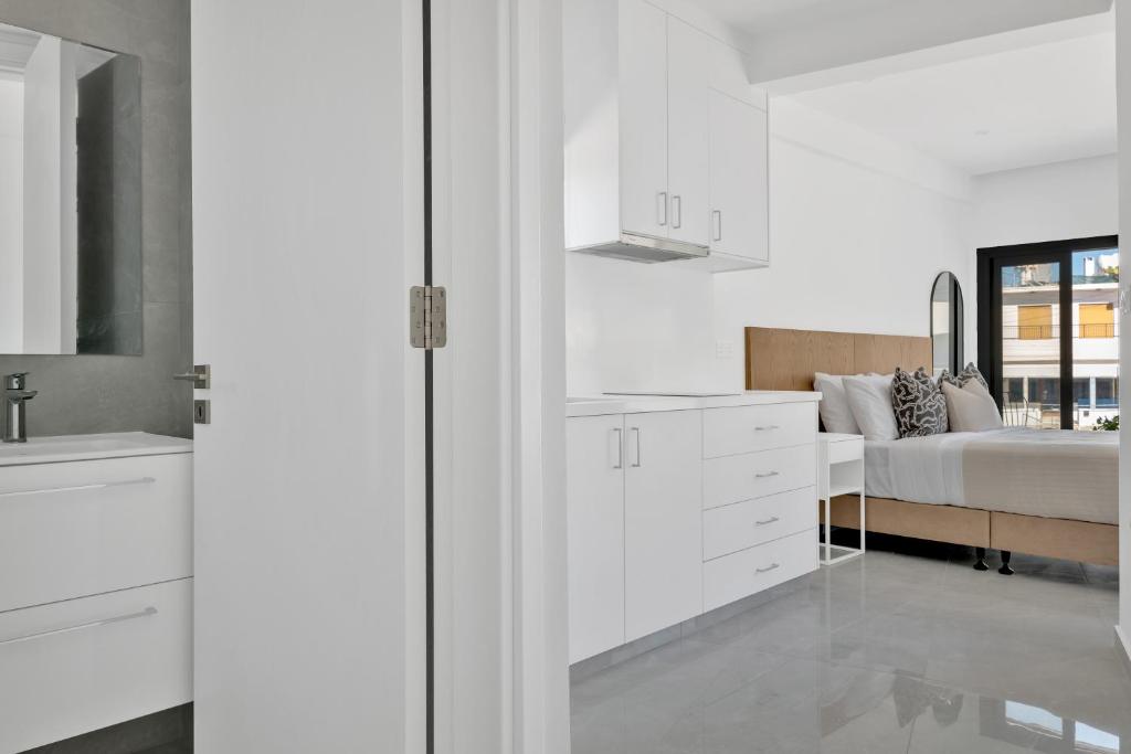 Phaedrus Living Alkminis Seaside Suites Playa photo 3