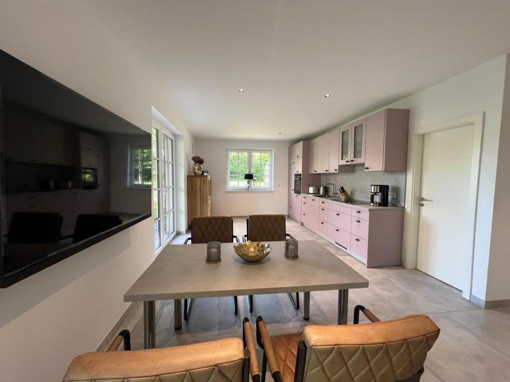 Ferienwohnung Muehlenblick 2 Luxuswohnung im Luftkurort Hage photo 4