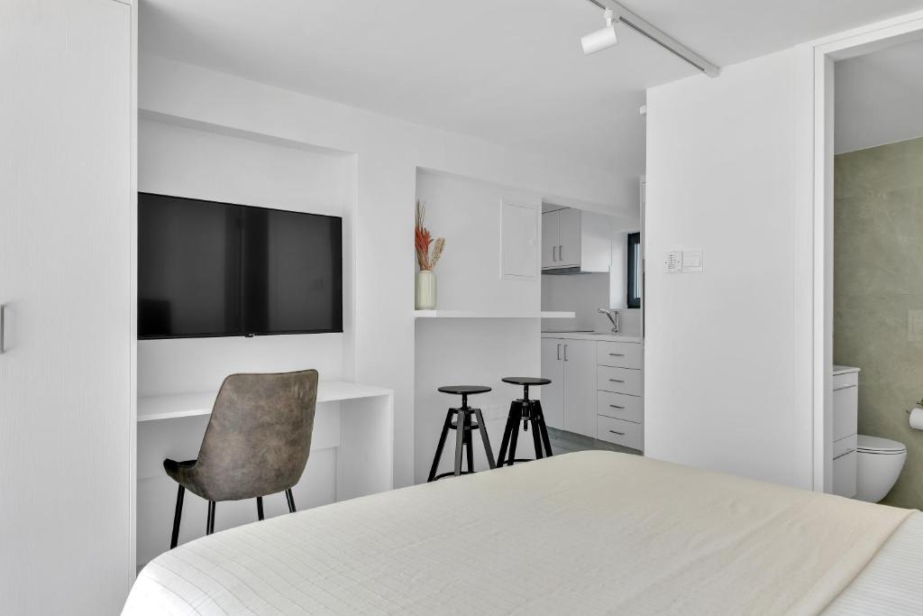 Phaedrus Living Alkminis Seaview Suites Litore photo 3