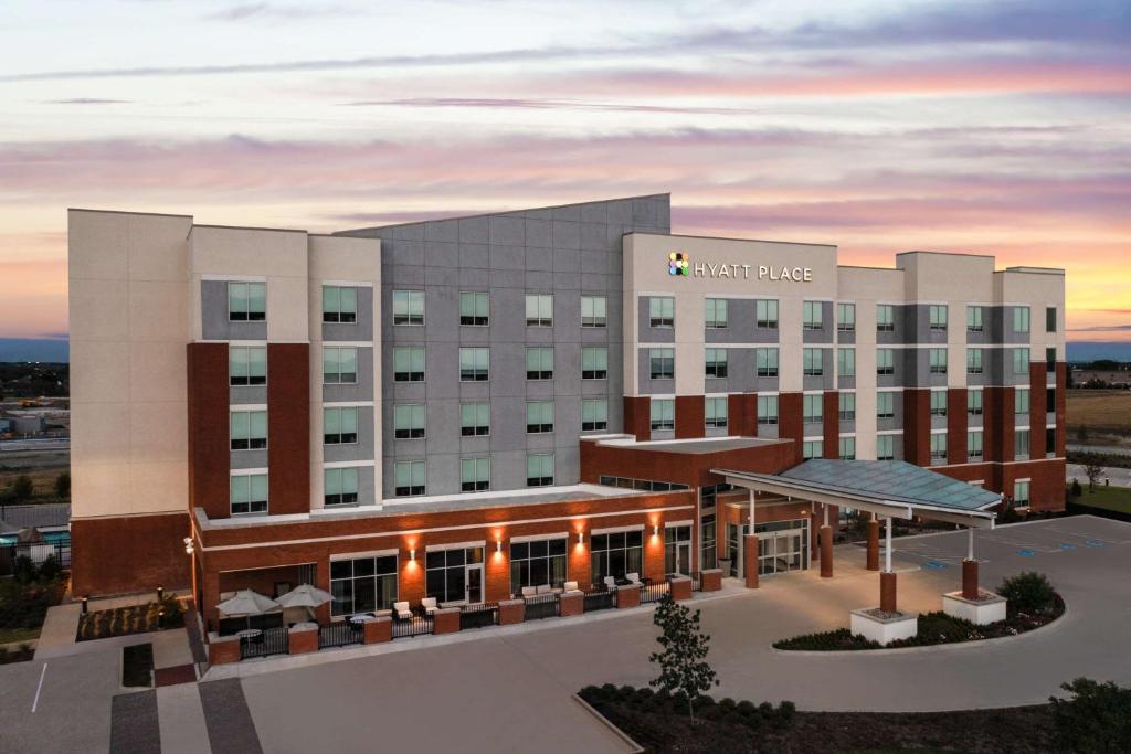 Hyatt Place Fort Worth-Alliance Town Center image