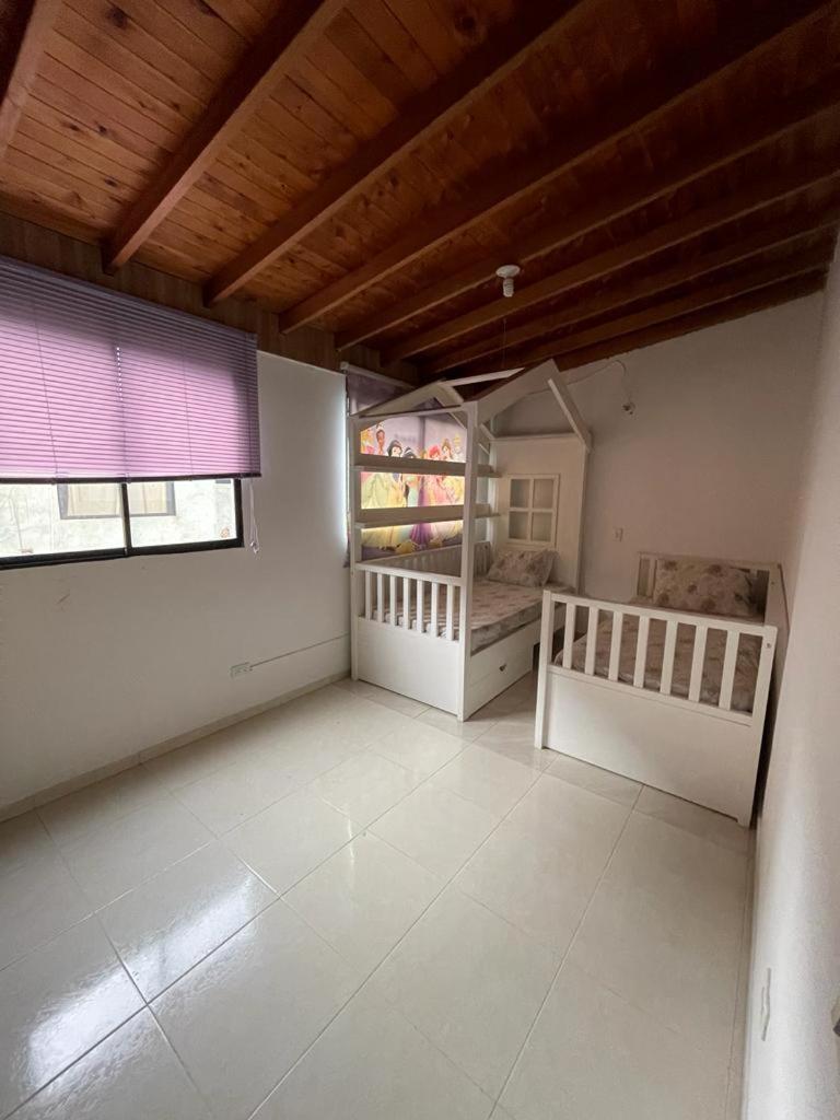 Cómodo y familiar apartamento en Niquia photo 3