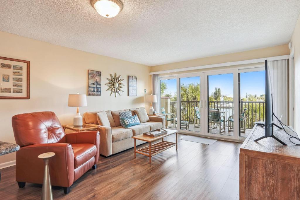 Land's End 1-404 Bay Front - Premier image