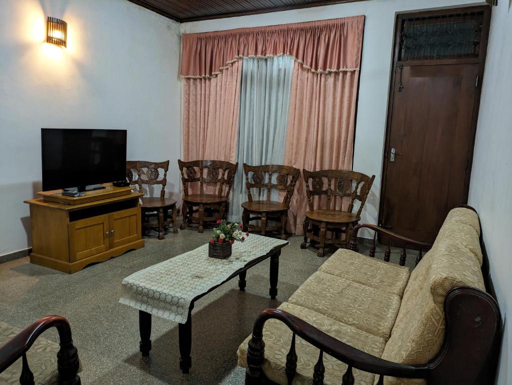 Royal Apartments photo 4