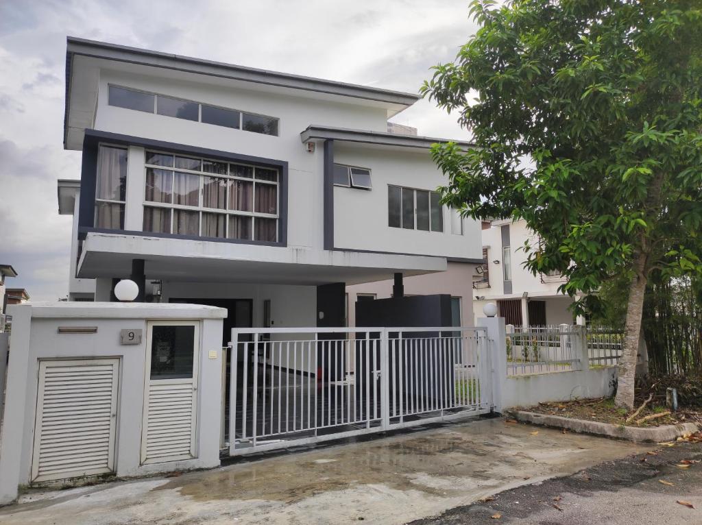 Anjung Kajang Luxury Bungalow photo 4