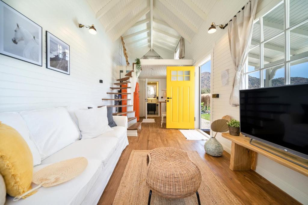 Cloud House & Private Pool & Tiny Suite photo 1
