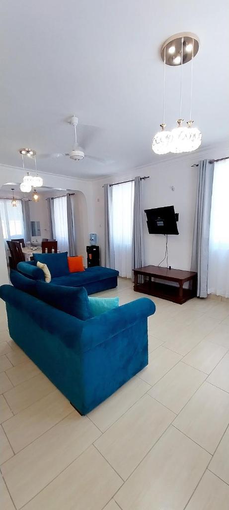 vienna Greenwood 3bd massionate mombasa pool.deck wifi photo 1