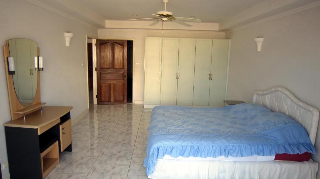 Сьюит (Люкс с гидромассажной ванной), Yensabai Condotel