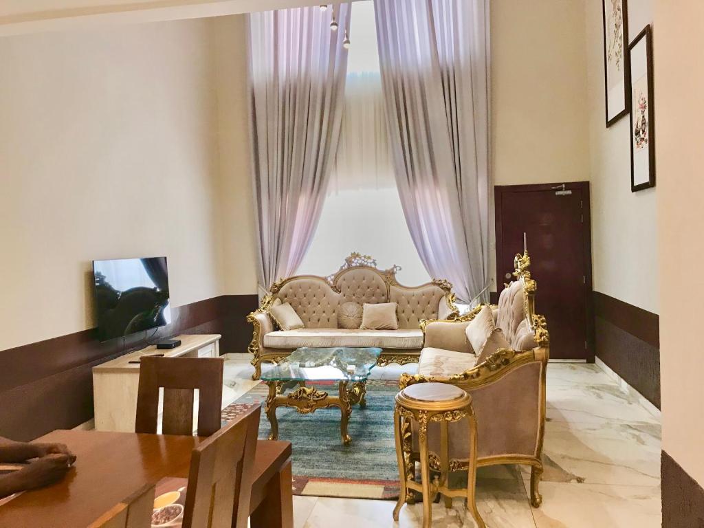 Luxury 4 bedrooms Townhouse photo 1
