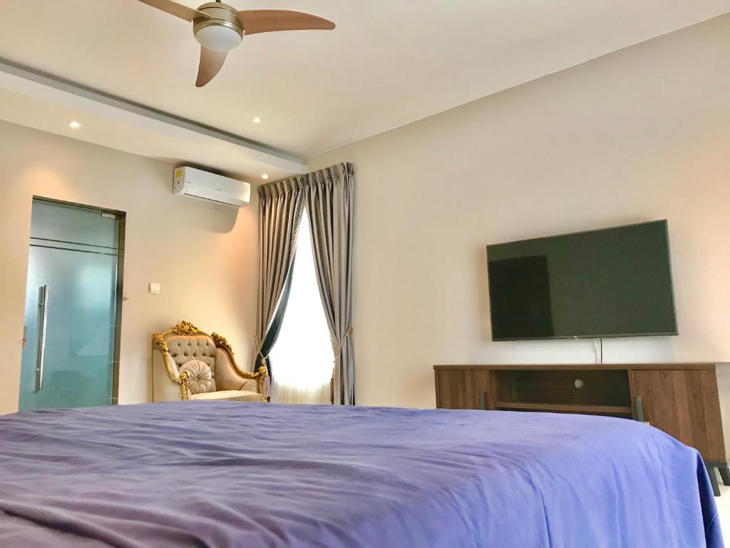 Luxury 4 bedrooms Townhouse photo 4