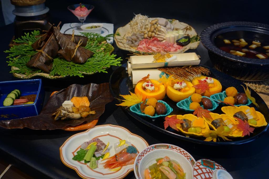 Tonamino Shogawaso Ichimantei photo 1