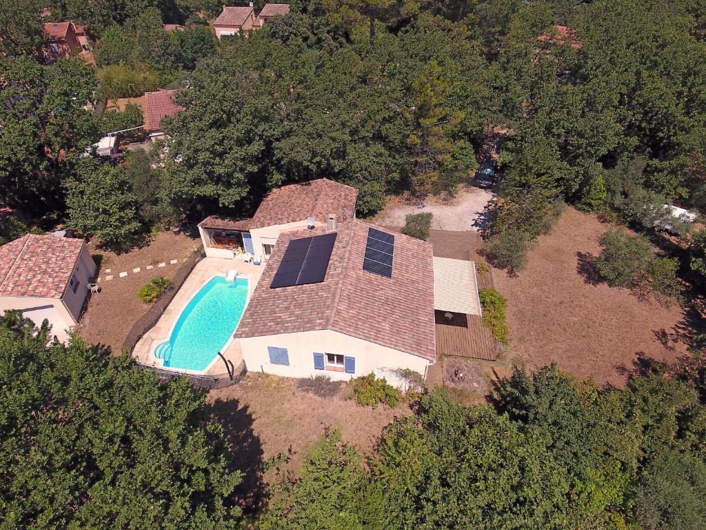 Maison provençale avec piscine et climatisation