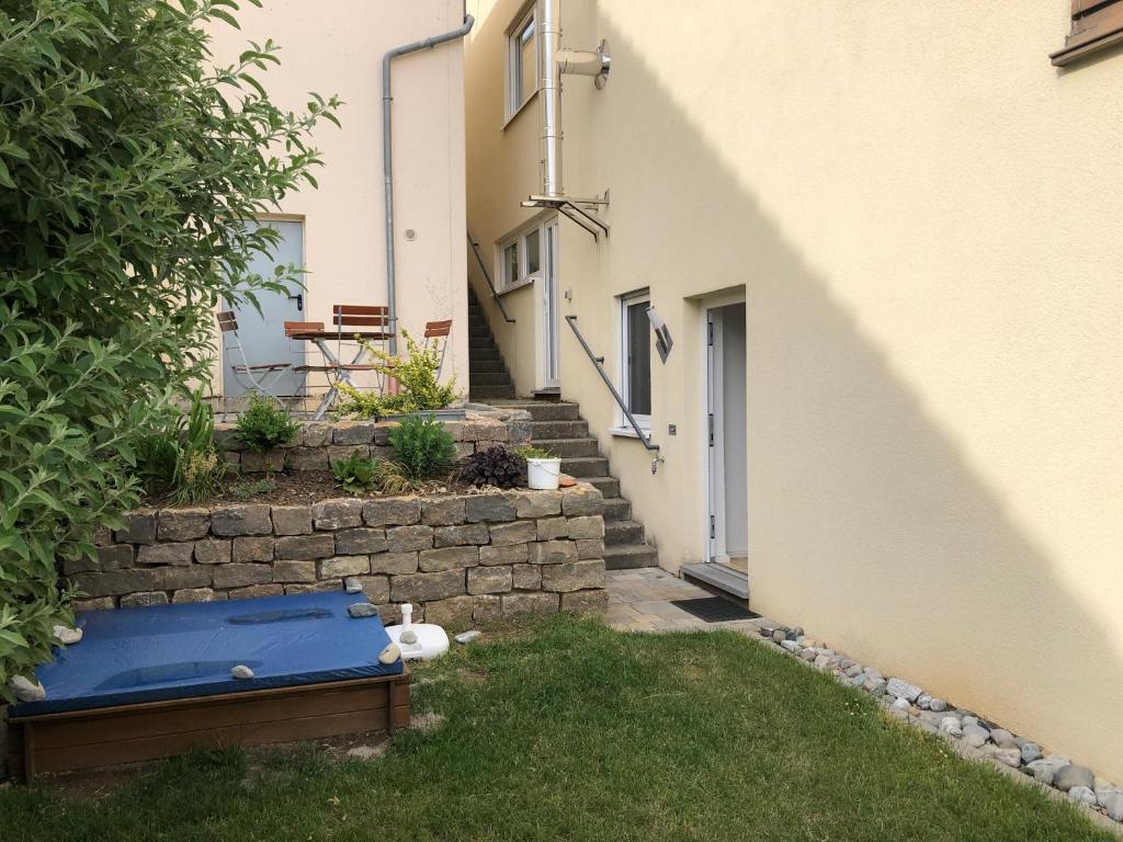 Aparthotel Ochsenfurt mit Terrasse für aktive Reisende photo 2
