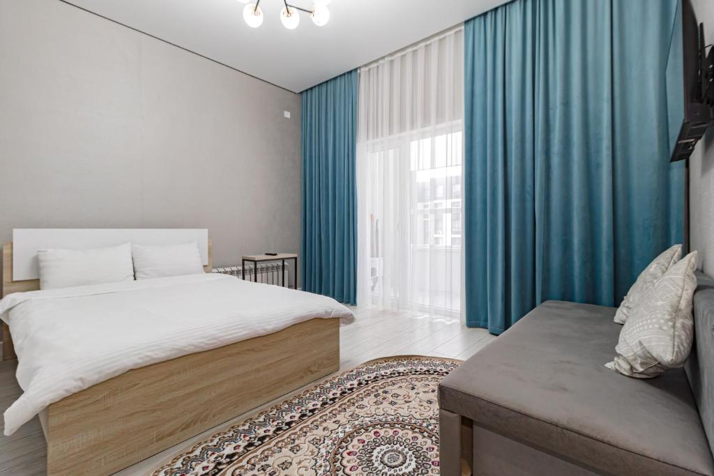 Apple City Apartments -161 photo 1