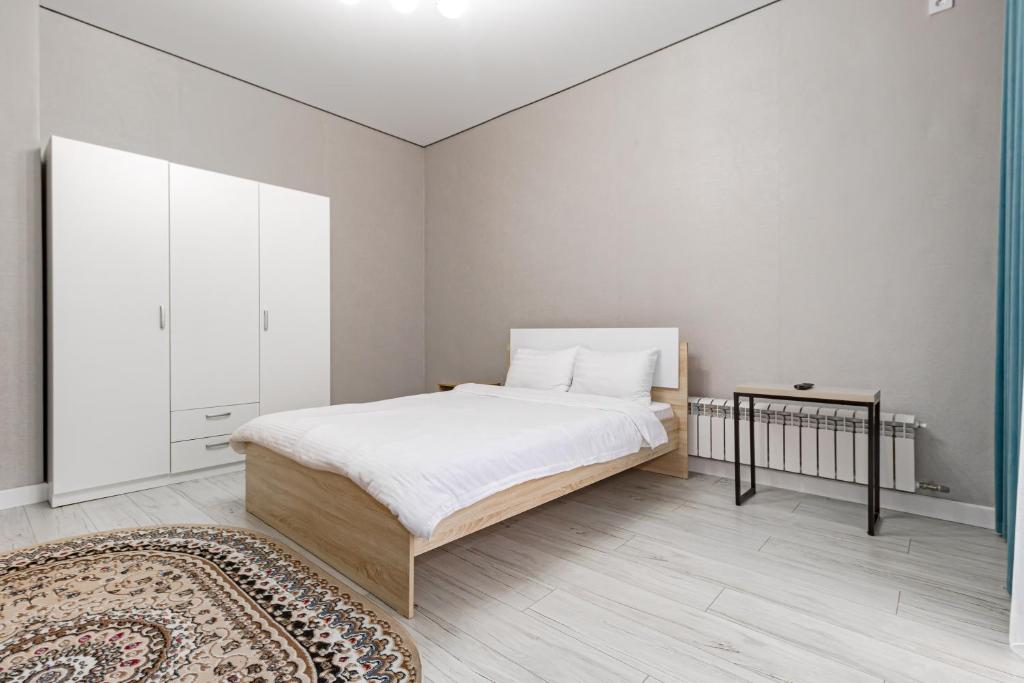 Apple City Apartments -161 photo 4