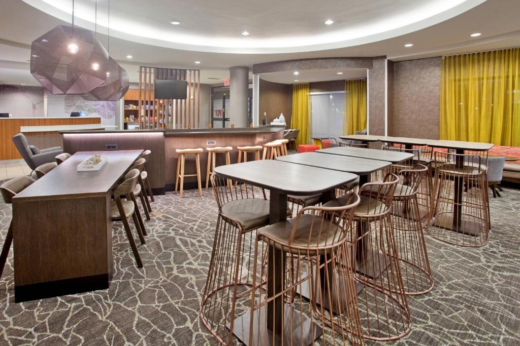 SpringHill Suites by Marriott Wichita East at Plazzio image