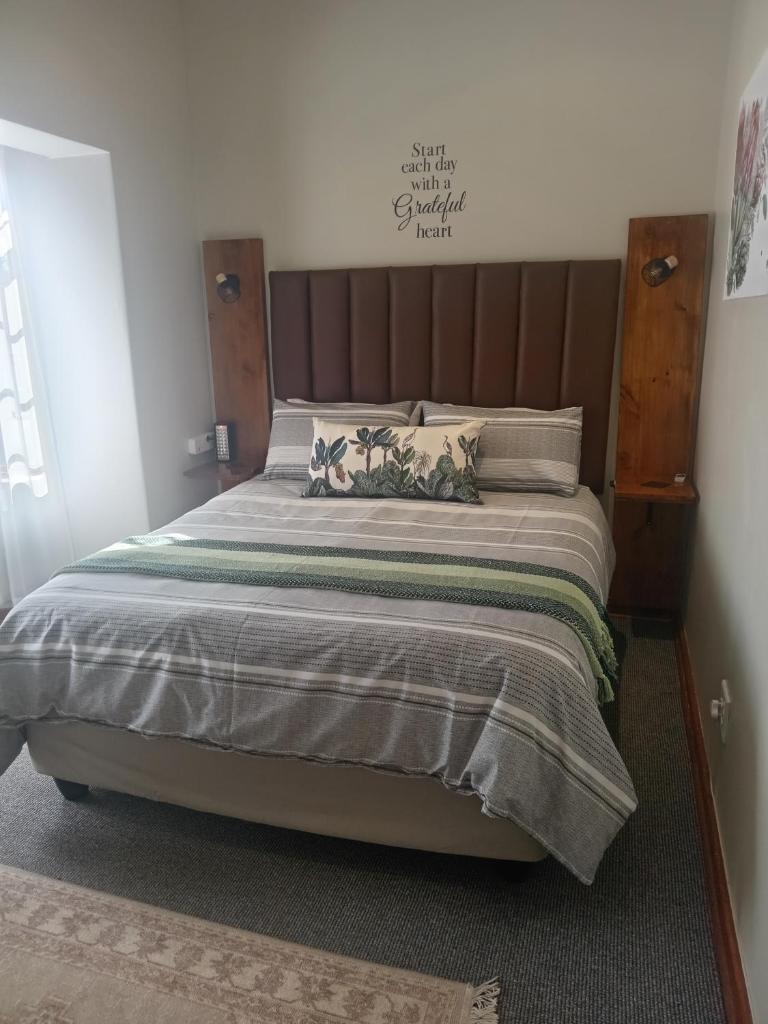 Fancy Pansy 4.2 Room 1 only : Spacious 1 bedroom house photo 3
