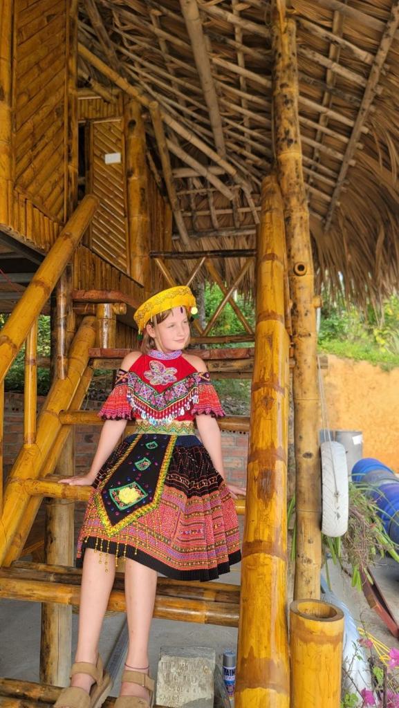 Vụ Tịch Lakeview Homestay