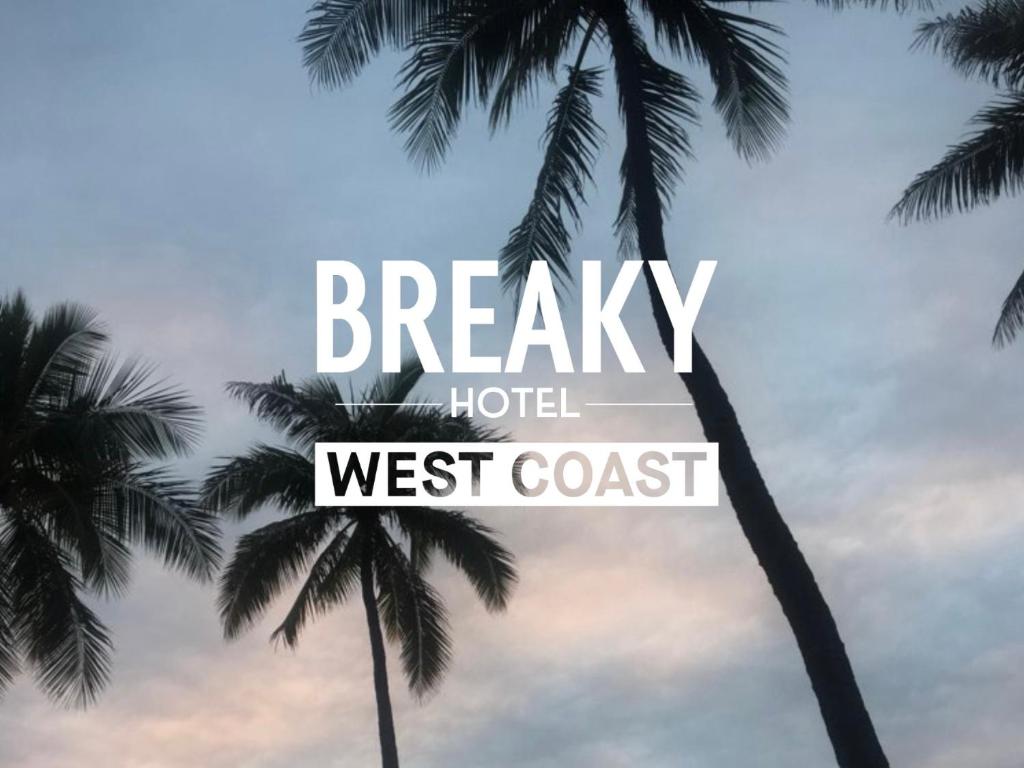 BREAKY HOTEL west coast photo 1