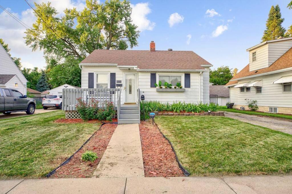 Cozy 2 Bd Home - 5 min to Mayo - Free Parking photo 4