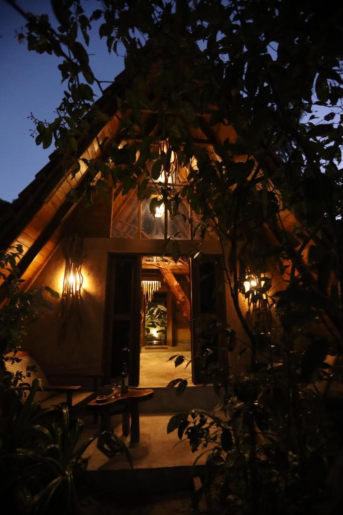 Cinnamon Paradise Nature Room