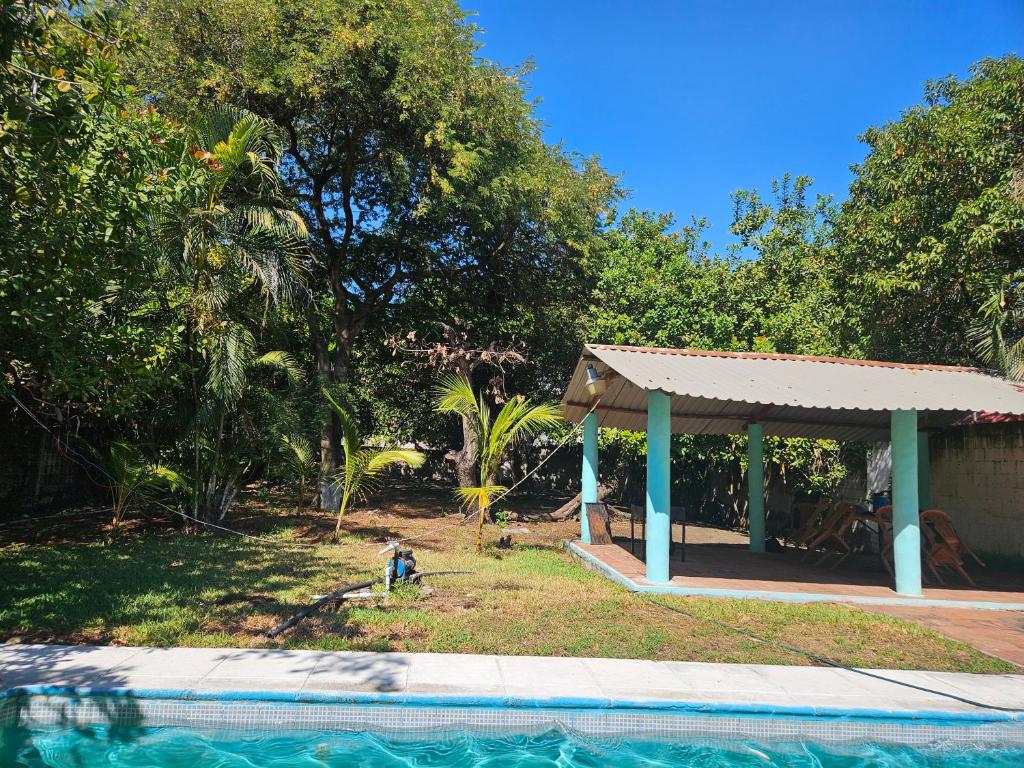 CHALET EN PUERTO VIEJO IZTAPA photo 3