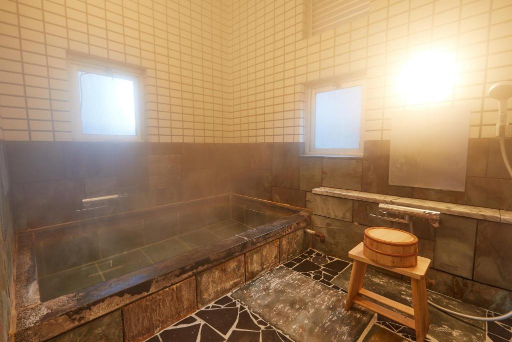 Villa Hakone Kabuto 古民家旅館 150平米 バス停迄一分 準天然温泉 最大12名 photo 4