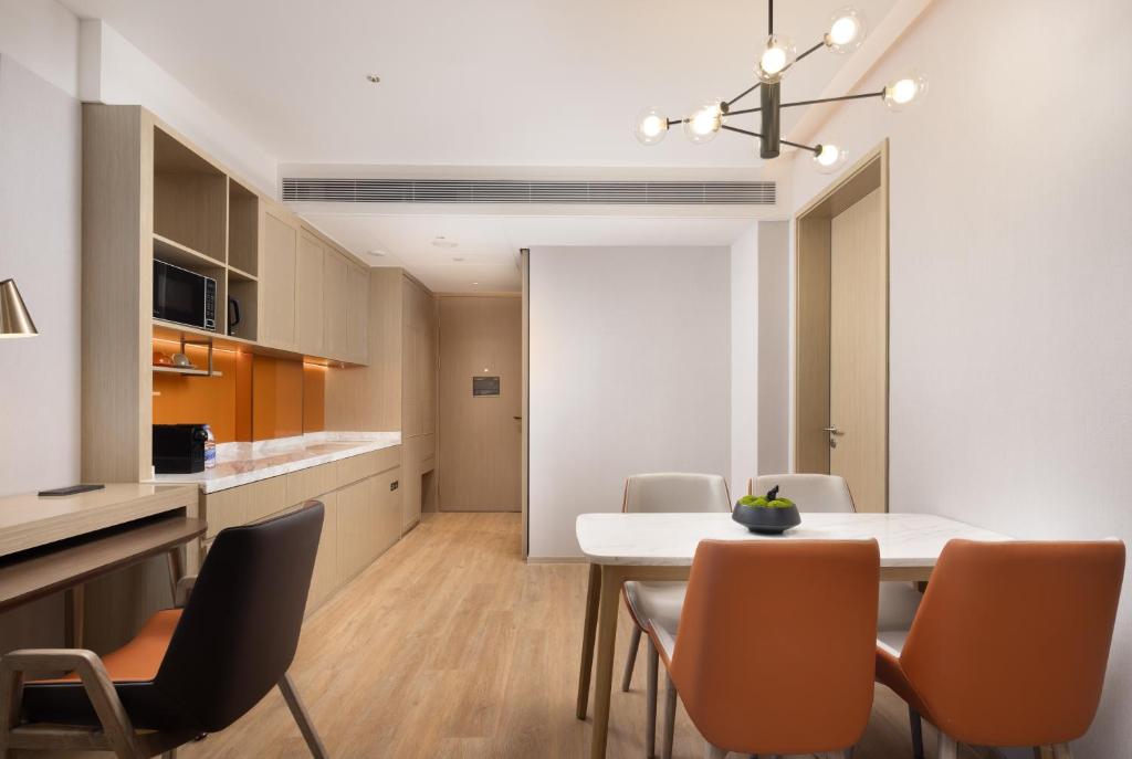 Home2 Suites by Hilton Guangzhou Baiyun Airport West photo 4