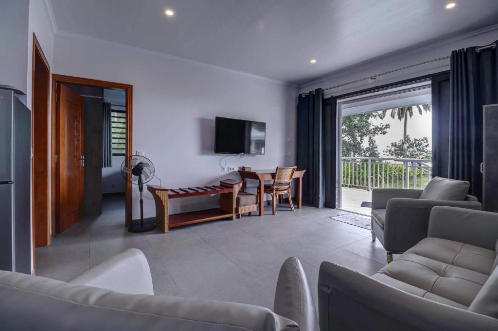 Moanaura Lodge photo 3