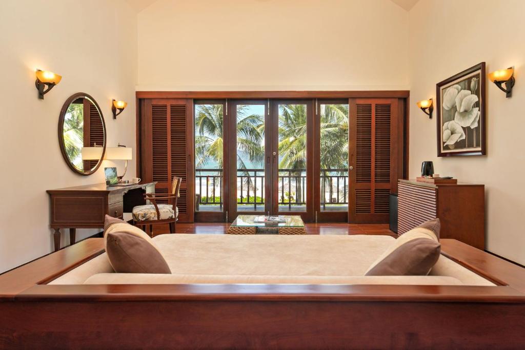 Sun Grow Furama Villas