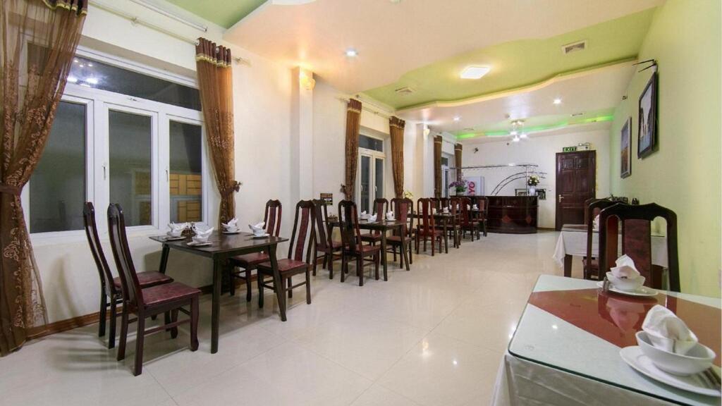 Ha Long Fantasea Legend Cruise