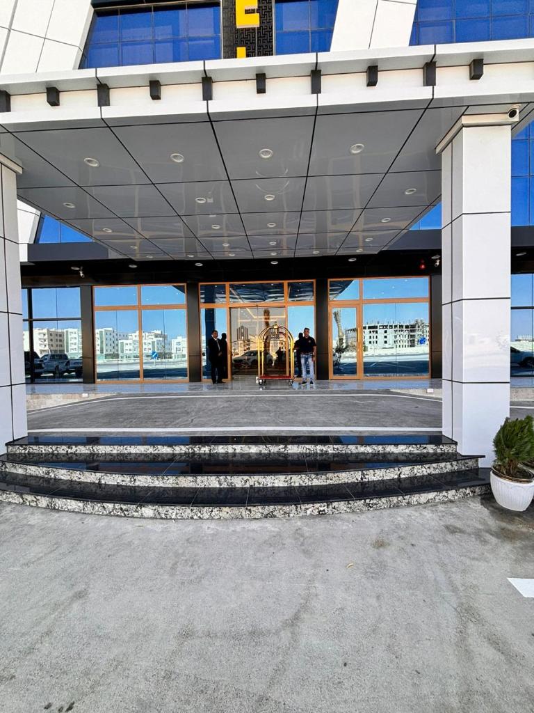 Royal Plaza Hotel photo 3