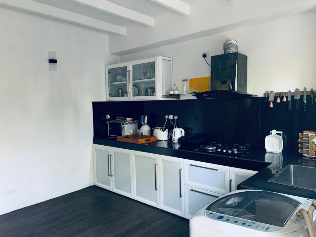 My place Sri Lanka Apt Near Airport (CMB) photo 4