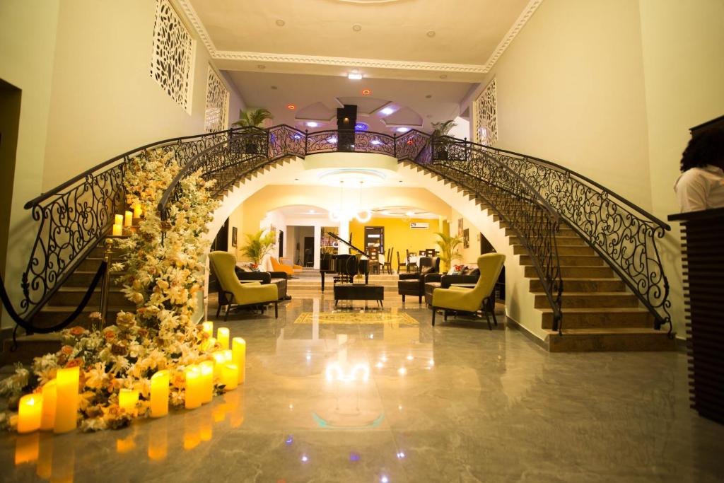 ED&DRE Luxuria Hotel photo 2