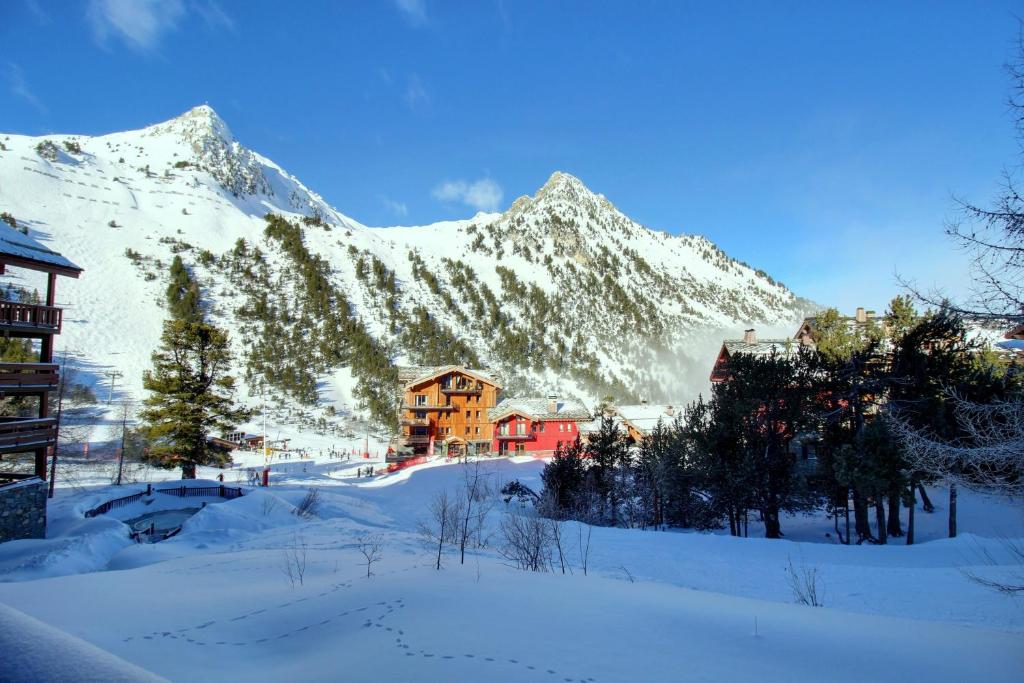 ARC 1950 - Appartement 5 personnes - ski aux pieds - Sauna, Hammam, Jacuzzi
