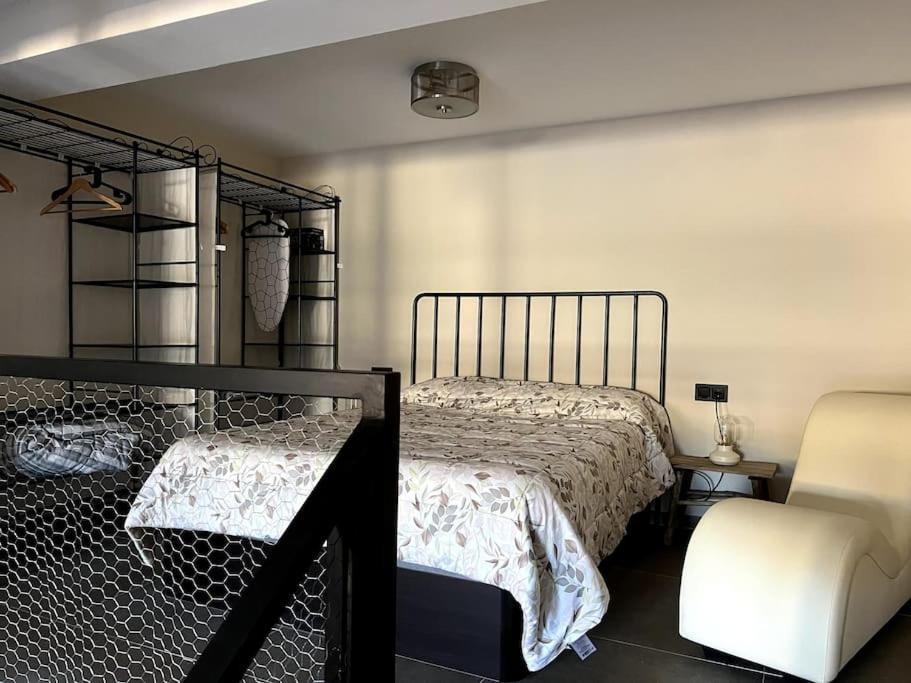 El Gallinero, Loft con sauna y jacuzzi photo 4