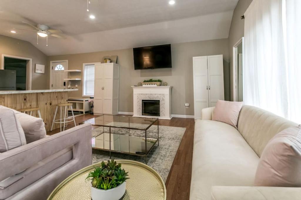 The Lilly Pad-Luxury in Sylvan Beach image